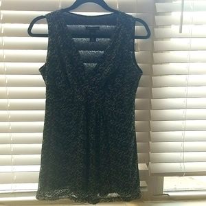 Tunic shirt with wide shoulder straps